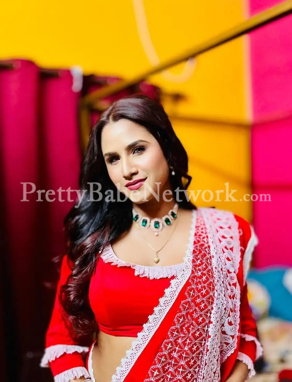 Premium Lady Soniya Kaur—Get Rich Experience With VIP Escorts in Mumbai